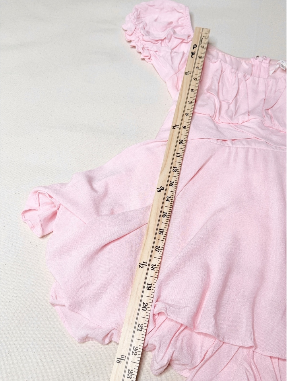 Altar’d State Pink Ruffle Romper Size M NWT Puff Sleeve Tie Back - Picture 6 of 8